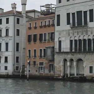 Maison d'hôtes Locanda Leon Bianco On The Grand Canal, Venise